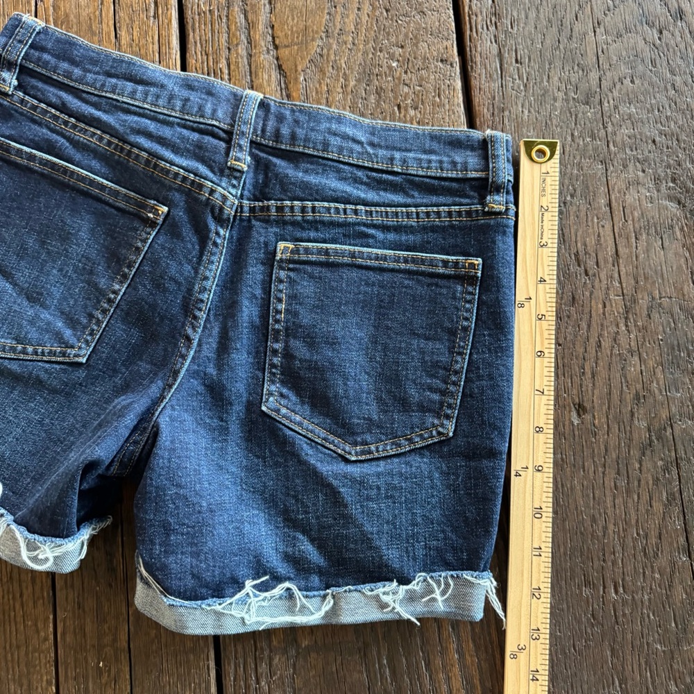 GAP 1969 Dark Blue Jean Denim Cutoff Frayed Shorts Women’s Size 26, 5” Short - Picture 7 of 9